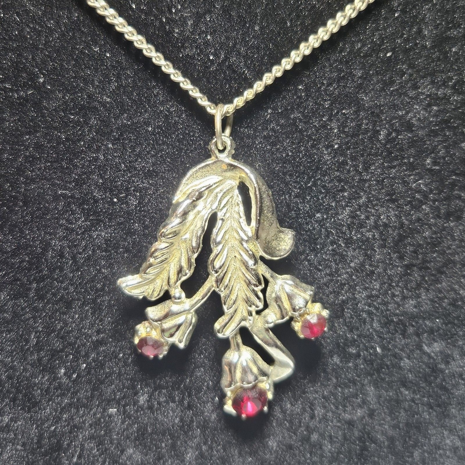 Vintage Red Aurora Borealis Crystal Floral Pendant Necklace Silver Tone 16"