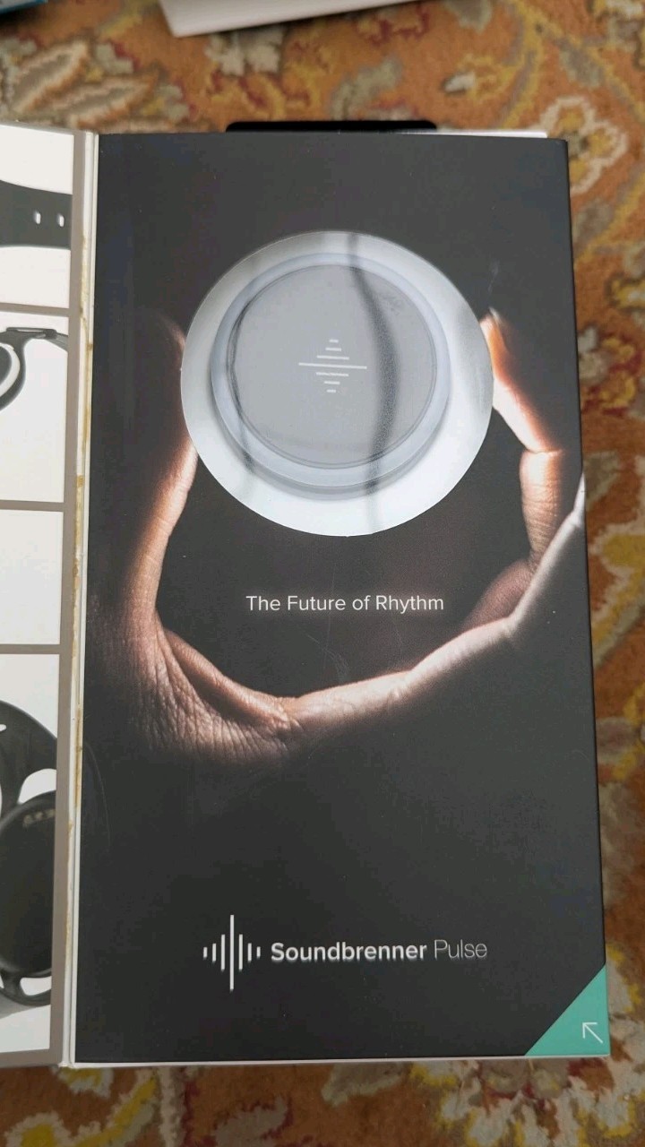 Soundbrenner Pulse - Smart, Vibrating & Wearable Metronome | for All Instruments