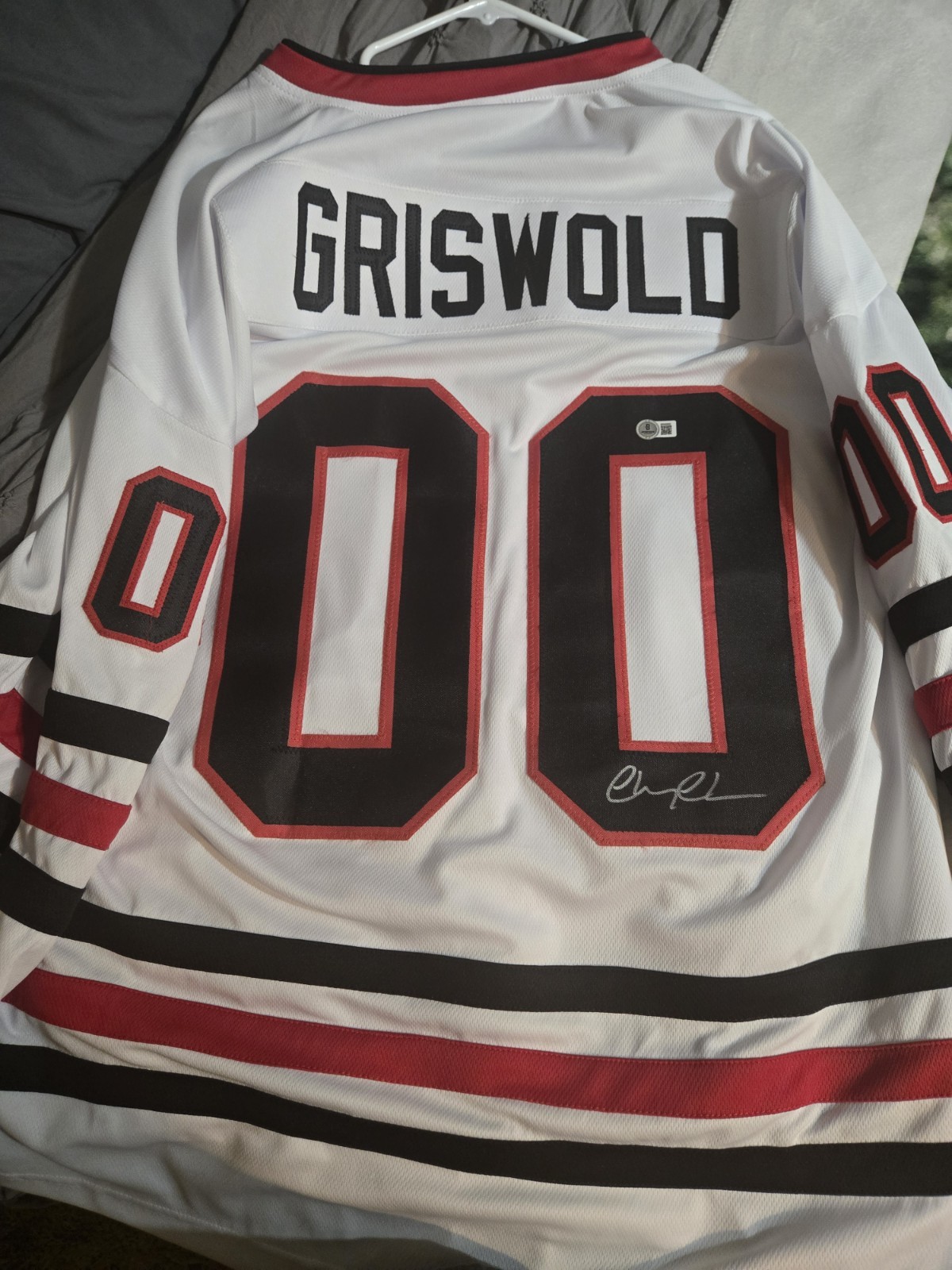 Christmas Vacation Chevy Chase Signed White Jersey Griswold Beckett