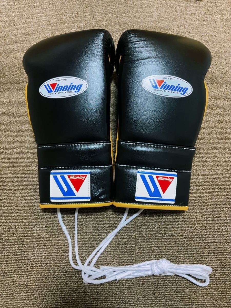 Winning 14oz Boxing Gloves Black & Gold Lace Up Training Sparring Authentic