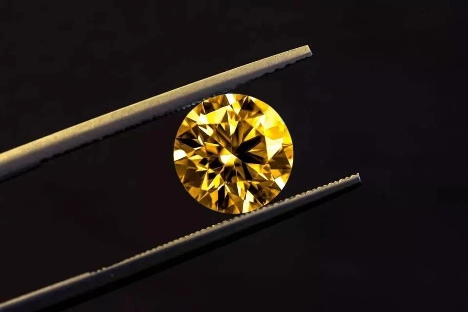 Natural Yellow Lab Grown  Diamond 3 Ct Round Shape VVS1 Clarity Certified A146