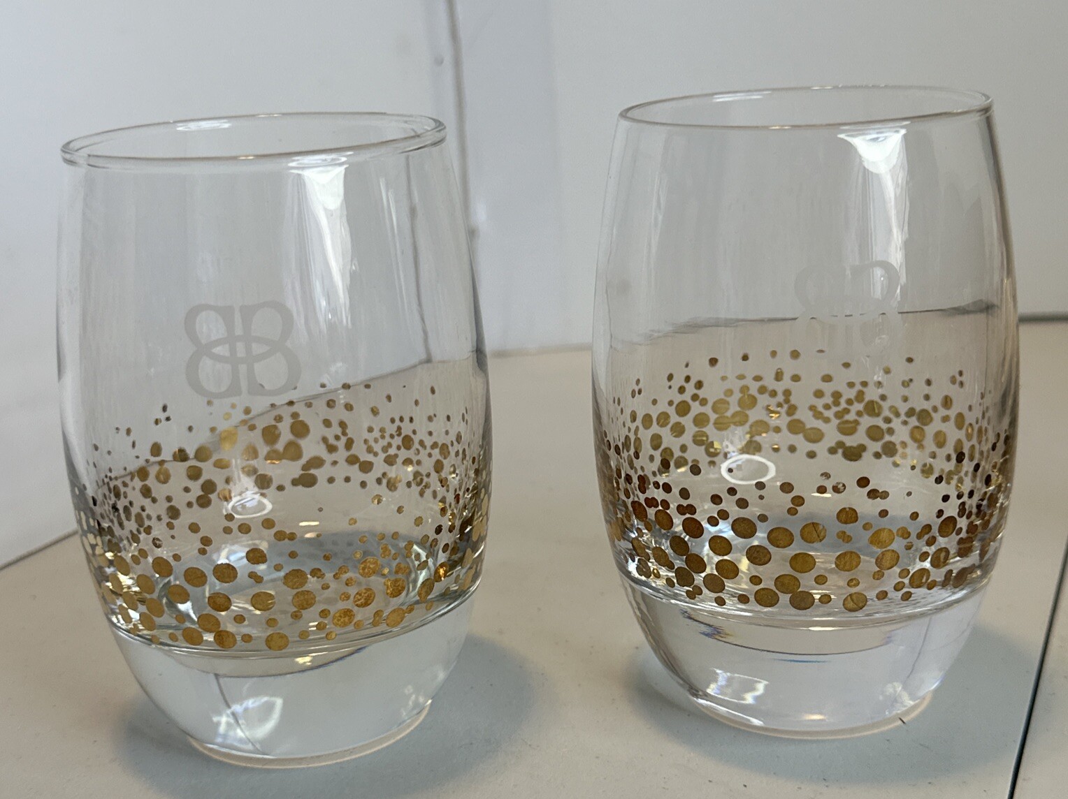 2 Baileys Irish Cream 8 oz Glass tumblers Limited Edition 2013 Gold Confetti