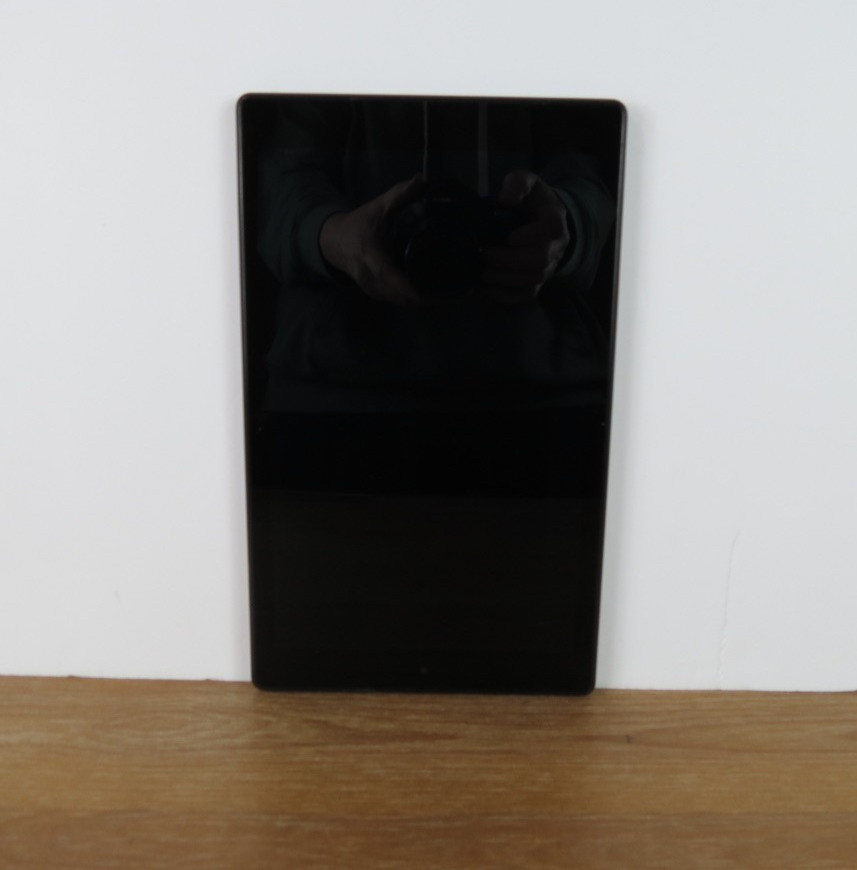 Amazon Kindle Fire HD 10 7th Gen SL056ZE 10.1" Tablet Powers On Screen Issues