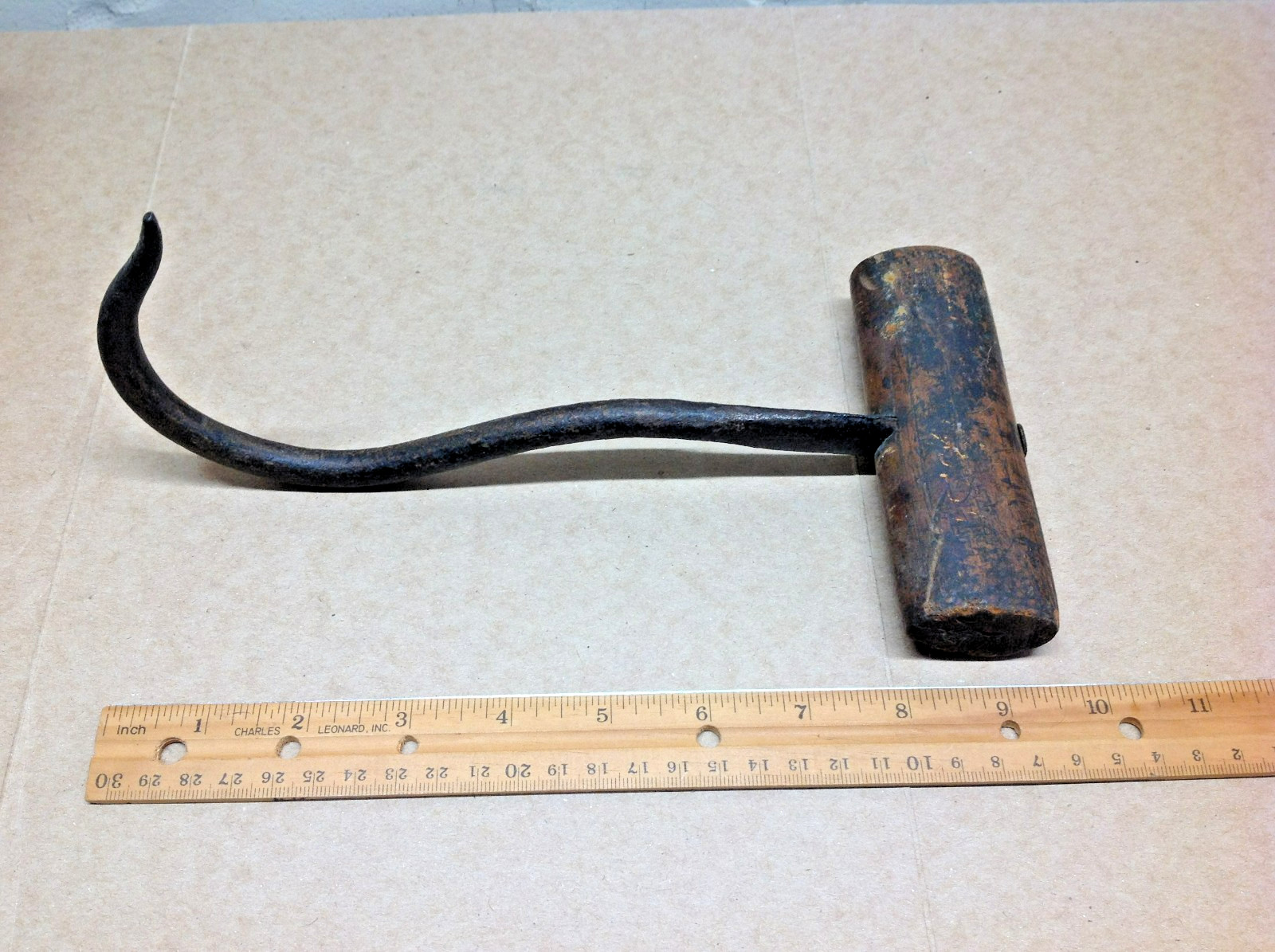 Vintage Antique Primitive Ice/ Hay Hook Cast Iron With Wood Handle 4-3/4x 9-3/4"