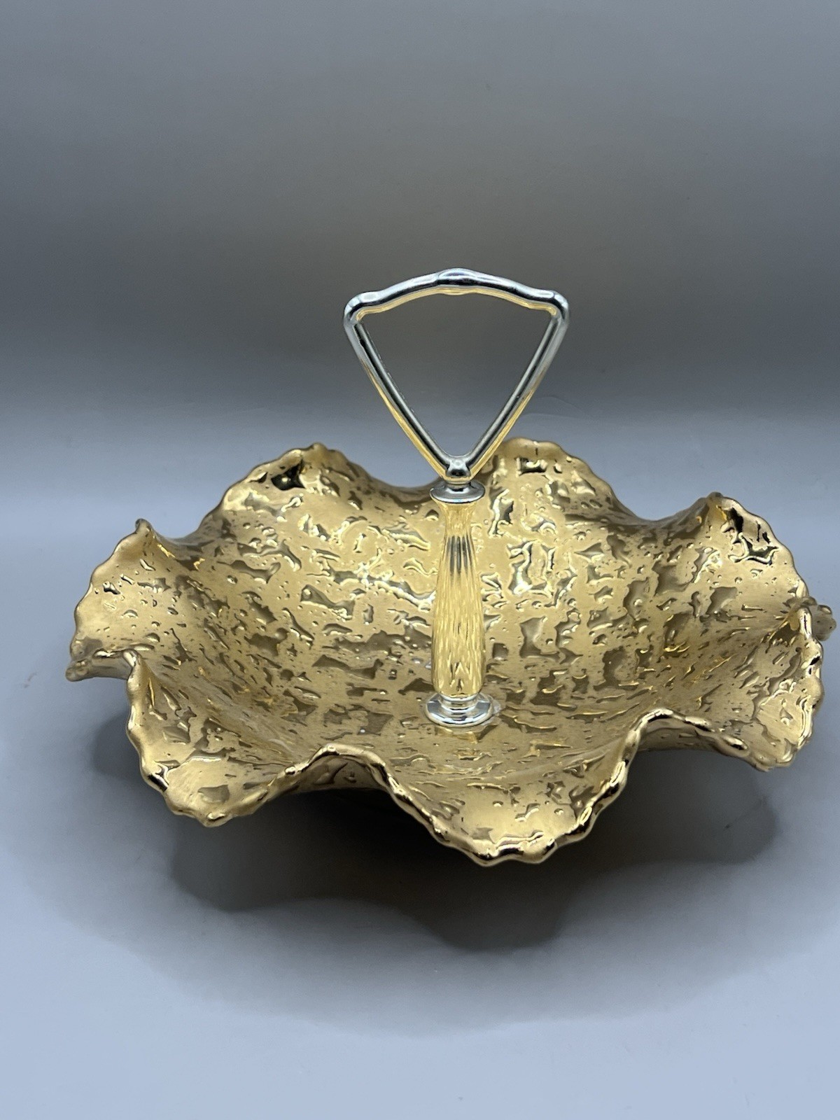 Vintage 22kt Weeping Gold Ruffled Candy Dish With Handle MCM 7.25”