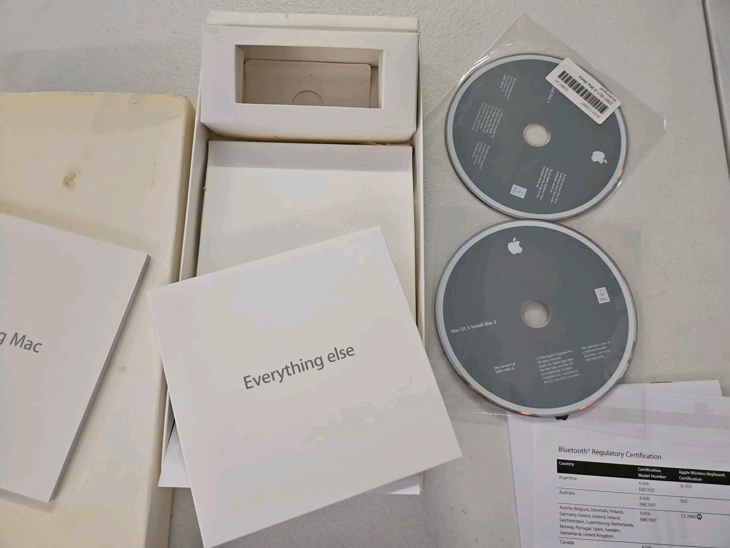 Mac Pro OS X Install Disc 1 & 2 Version  Vintage Mint