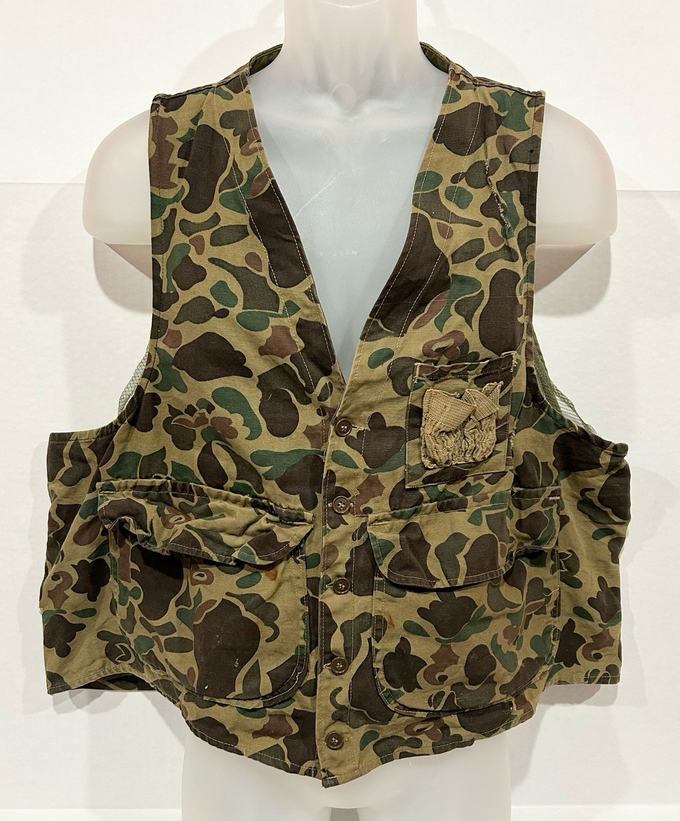 Vintage Black Sheep Hunting Vest XL Camo Japan Game Pocket Frogskin *FLAWS READ