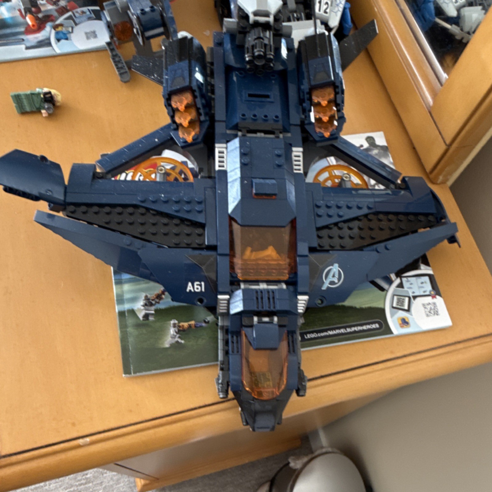 LEGO Avengers Ultimate Quinjet 76126 Marvel Super Heroes Set w/ Minifigures & M…