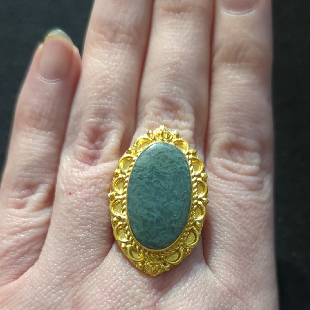Gold Tone Green Moss Agate Gemstone Oval Statement Ring - size 9