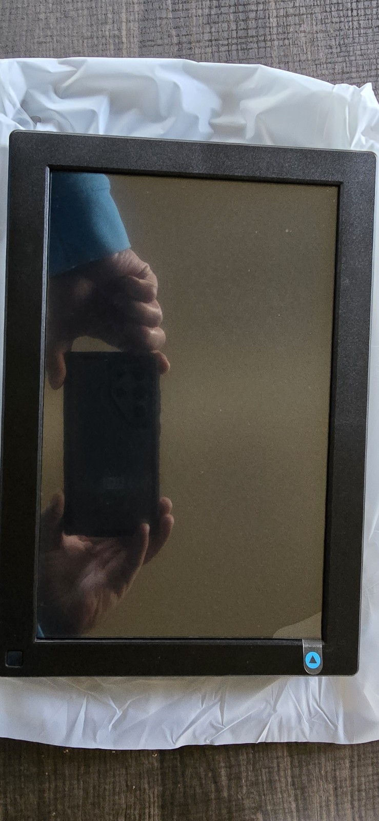 BSIMB 32GB 10.1 Inch WiFi Digital Photo Frame, Smart Digital Picture Frame