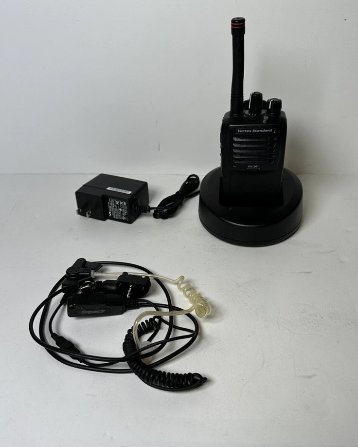 VERTEX STANDARD VX261 TWO WAY RADIO VX-261-G6-5