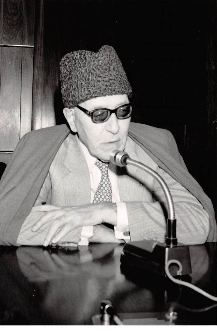 Photo presse.ALE10828.10 3/16x7 1/8in environ.1984.Paris.Congrès Of Muslim Fr