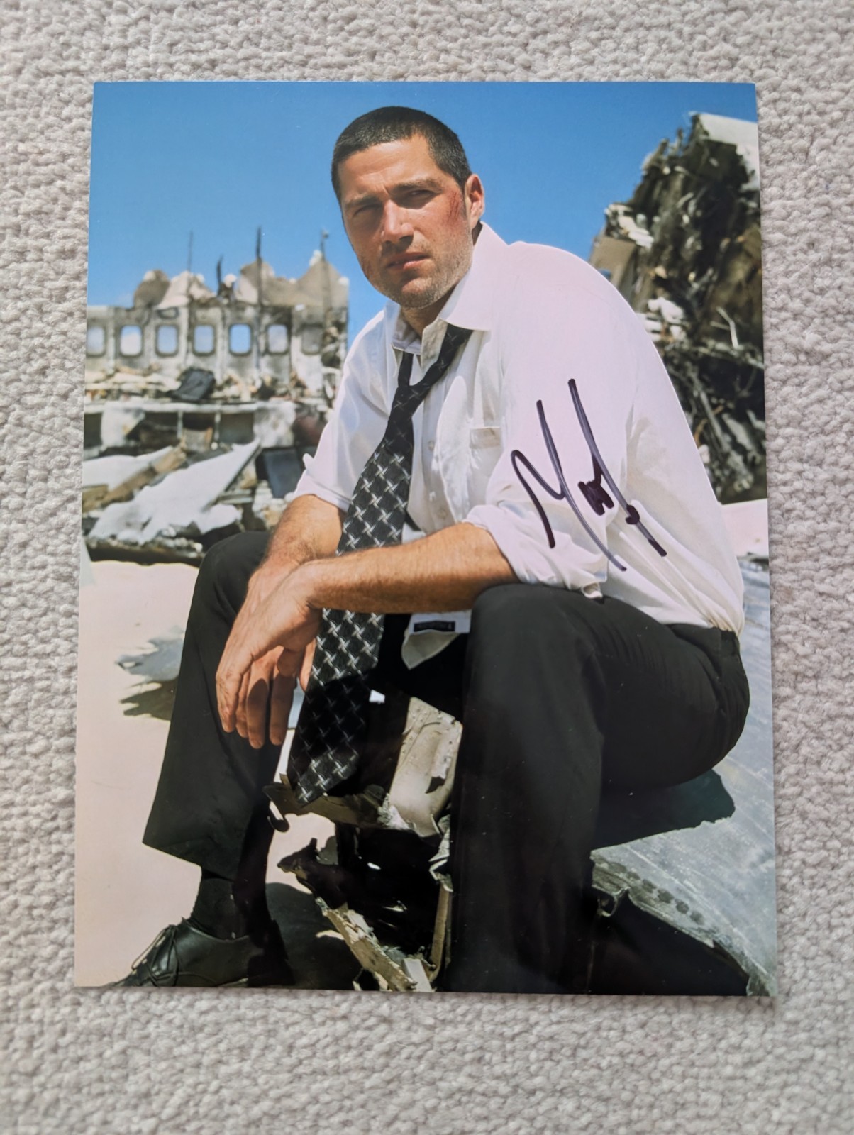 Matthew Fox Signed 8x6 Glossy Photo Exact Video Proof