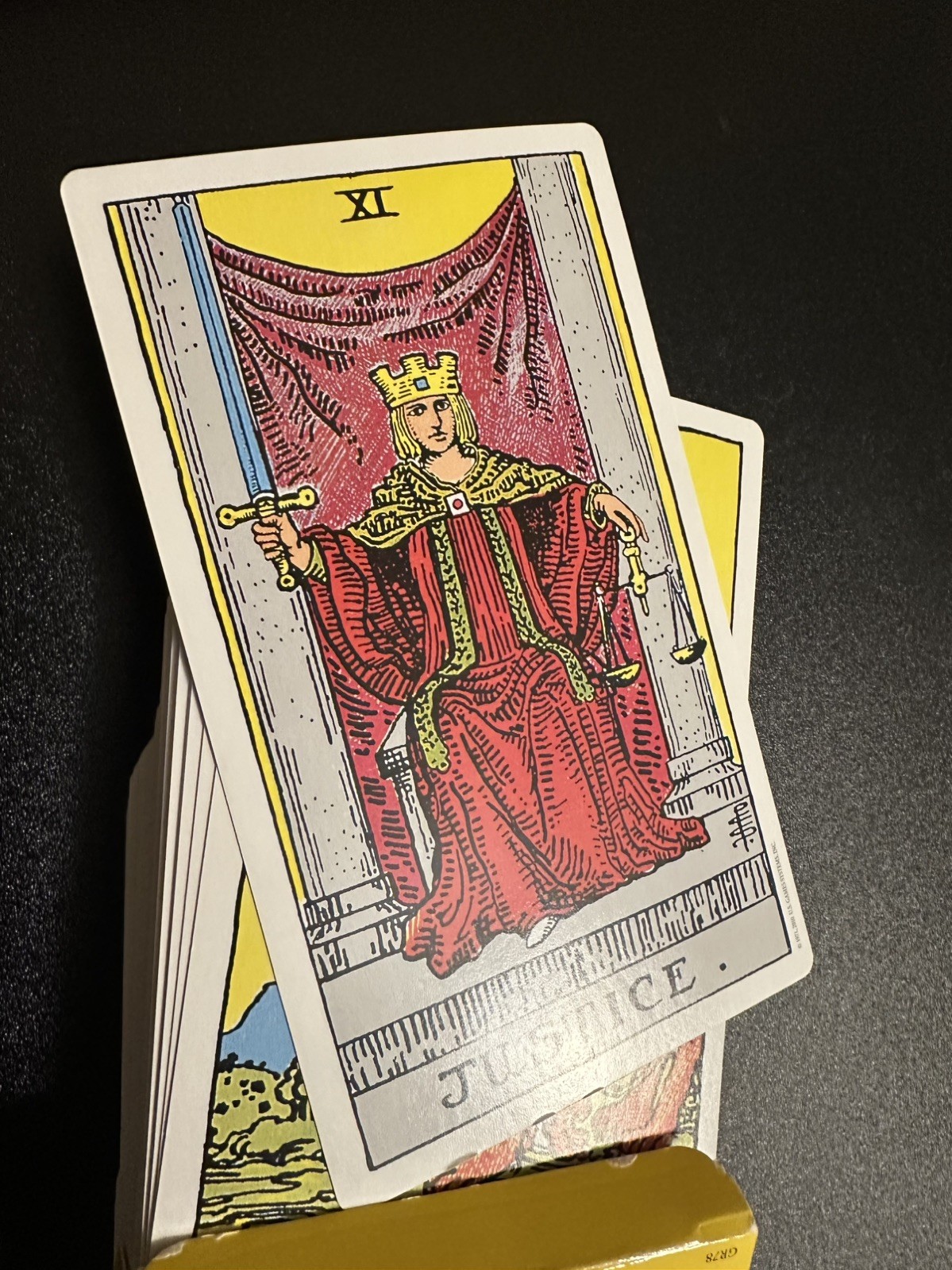 Giant Rider-Waite Tarot Deck: 78 Large Size Tarot Cards & Guide Booklet