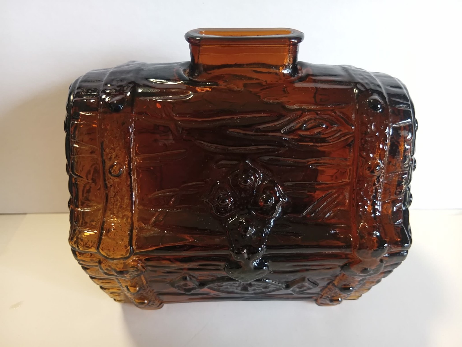 Vintage Amber Glass Treasure Chest Coin Piggy Bank Collectible 6" x 4" x 4"