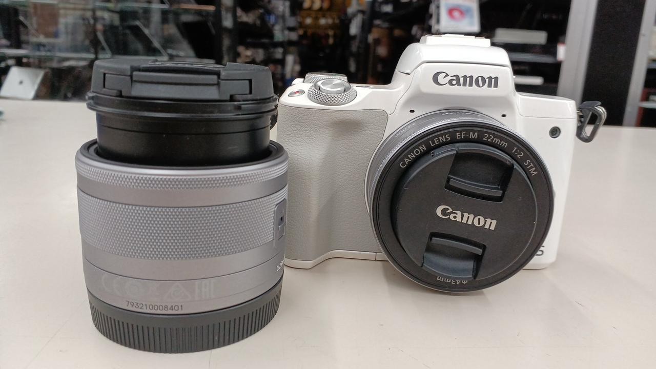 Canon EOS M Mirrorless Camera Kit with 2 Lenses, 24MP, APS-C, Used From Japan