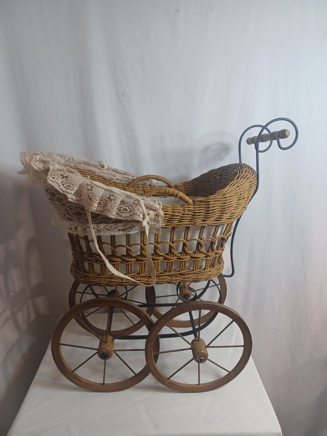 Vtg Victorian Style Baby Doll Carriage 24" Buggy Stroller Metal Wicker Wood
