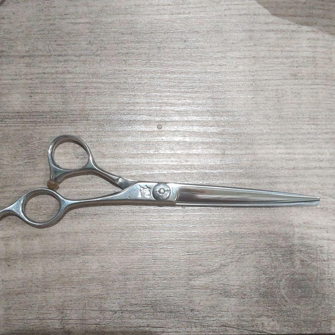 Nick Long Scissors Right-handed