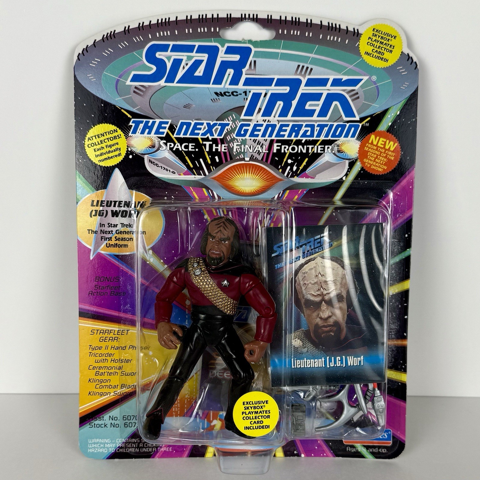Star Trek - Lieutenant (J.G.) Worf Action Figure - TNG 1993 Playmates 6073