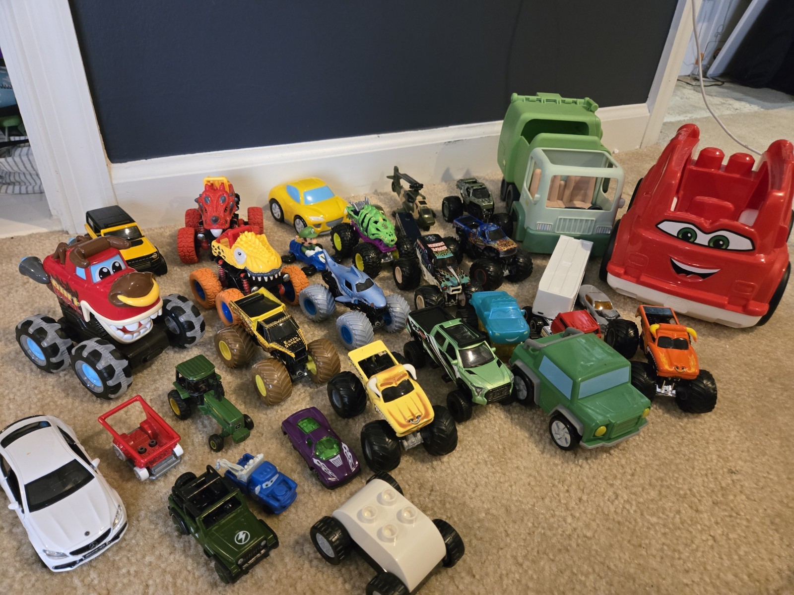 Toy Cars Large Lot Assorted Brands, Models. Son Outgrew Them, Decent Shape
