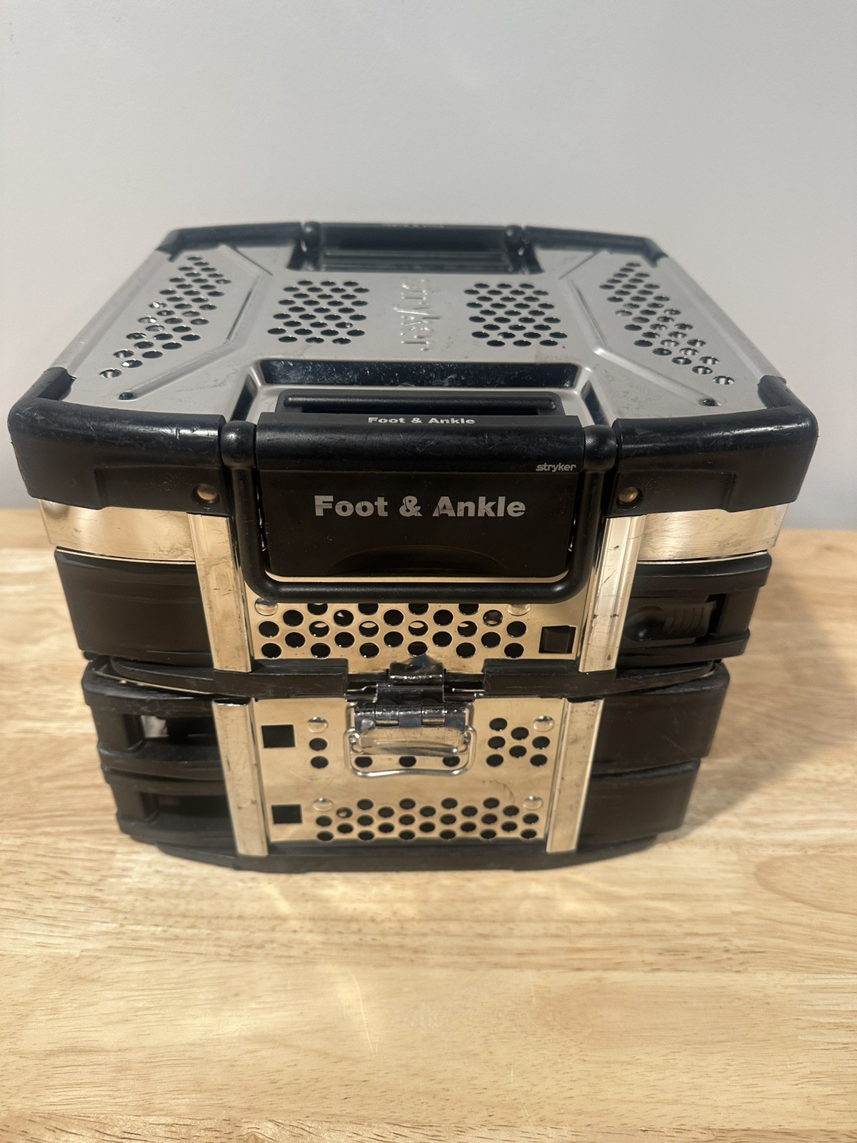 Stryker VariAx 2 Foot & Ankle Plating System Tray