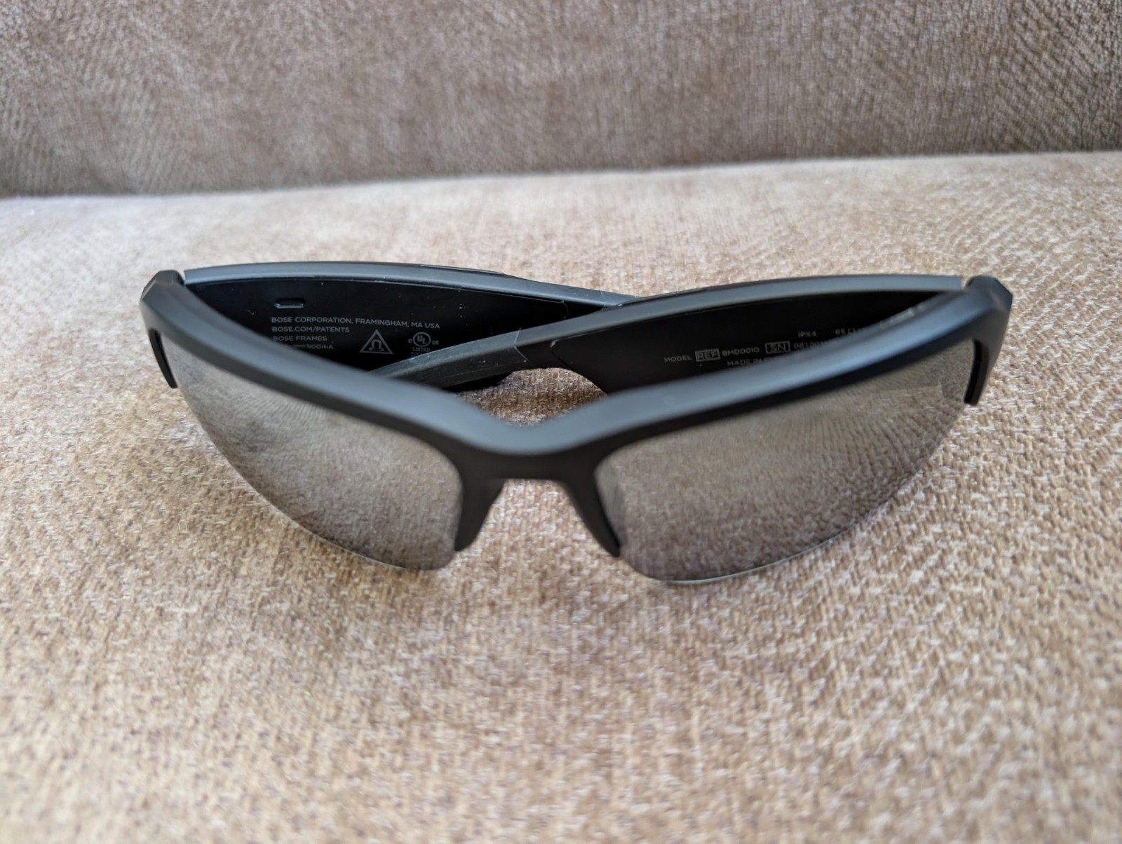 Bose Frames Tempo  BLACK- Sports Audio Sunglasses with Polarized Lenses