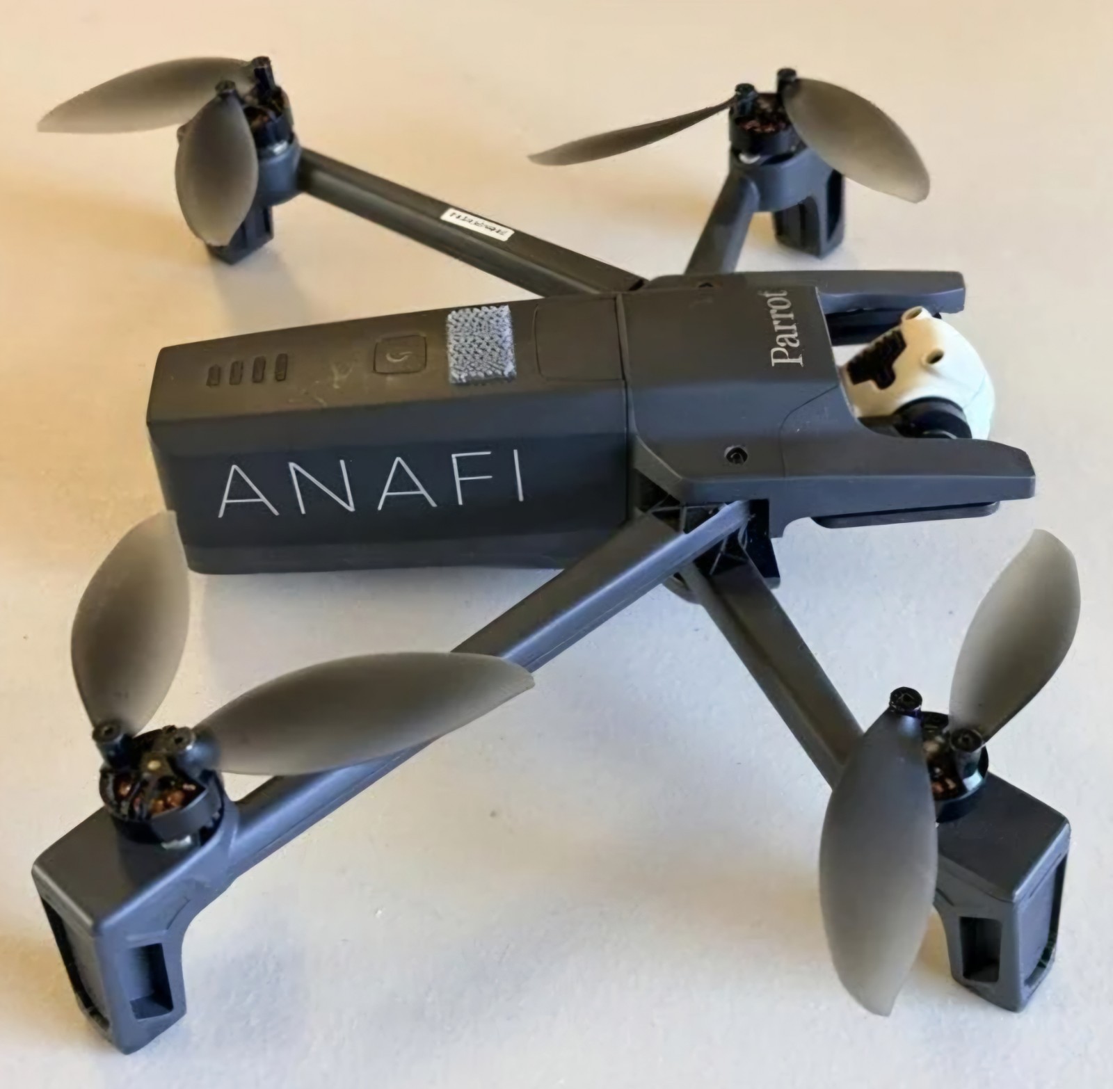 Parrot Anafi 4K Drone with 180° gimbal-auto return-GPS enabled-Hard Case