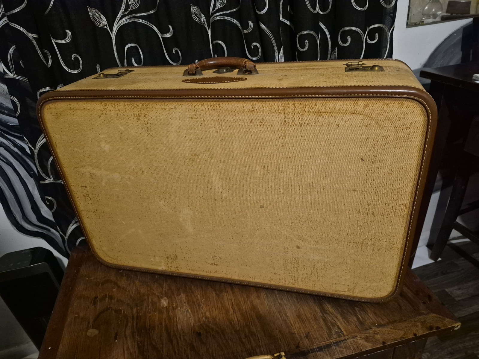 Vintage Hartmann  save $20 TanBrown Leather Trim  Sav $20 Hard  Suitcase Luggage