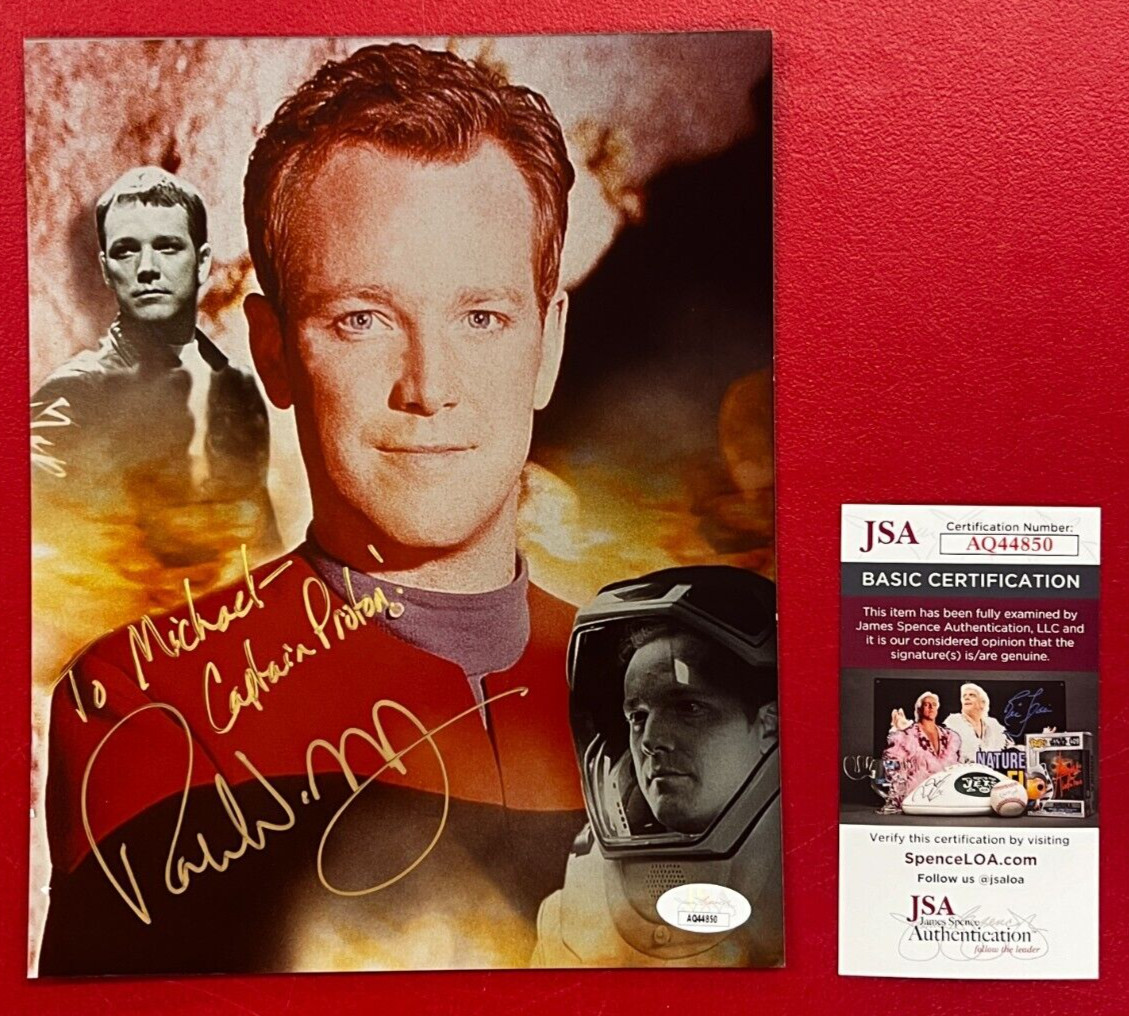 Robert Duncan McNeill Signed 8x10 Photo JSA Certified "Star Trek: Voyager" TV!