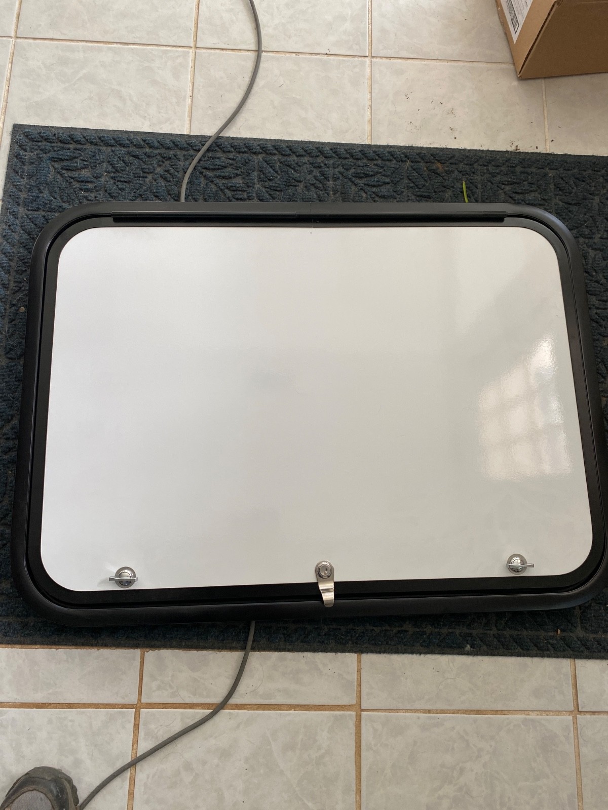 grand design imagine rear compartment door