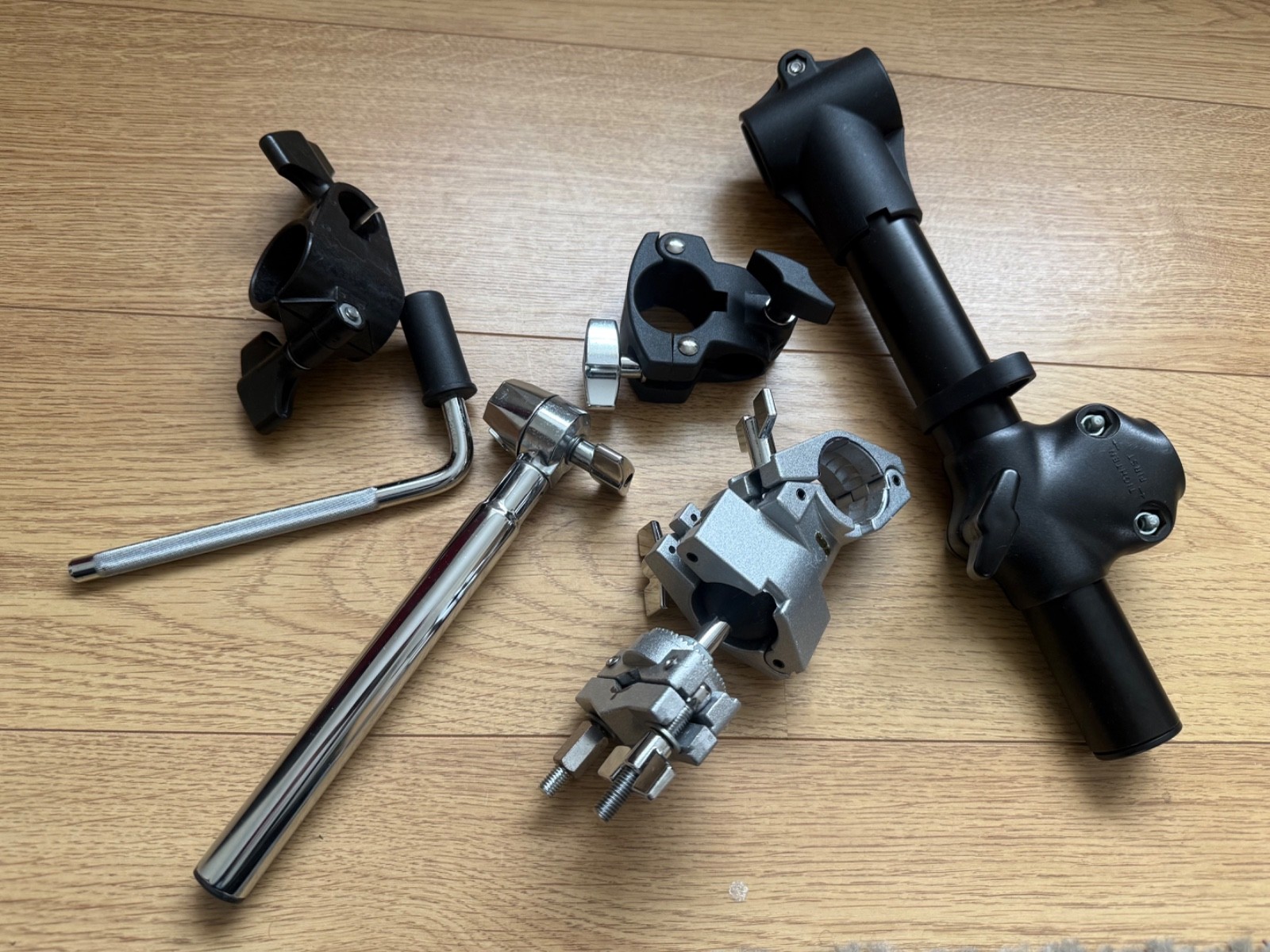 Electric drum mounts and clamps