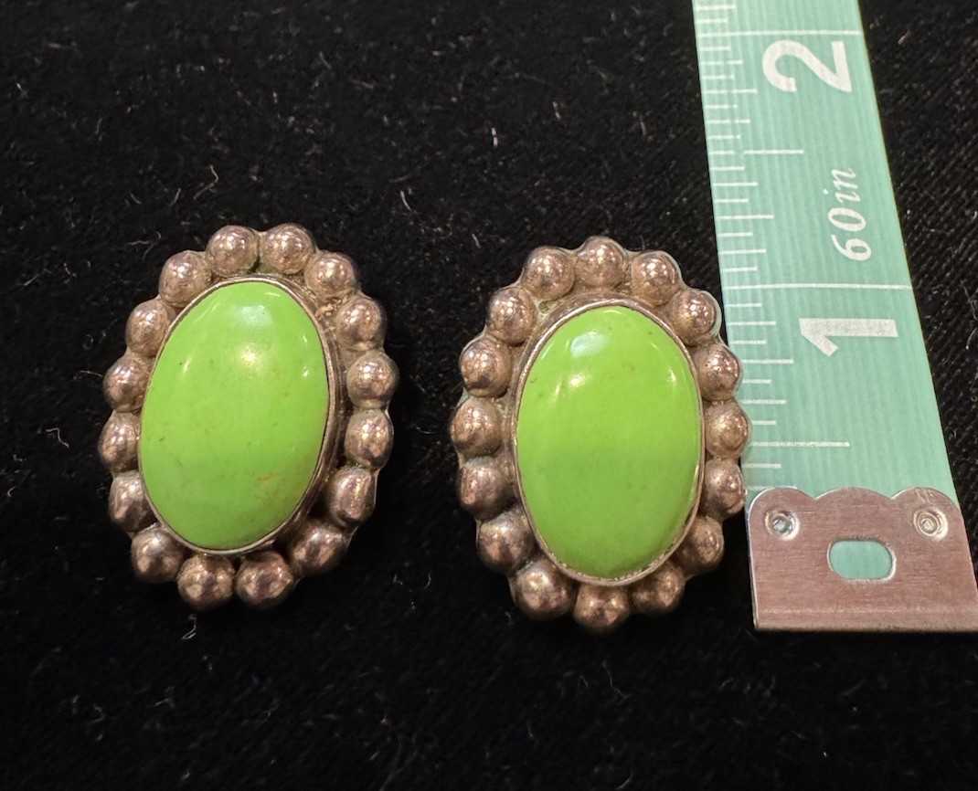 Mexico Sterling Silver Green Stone Oval Clip-On Earrings Bezel Mexican
