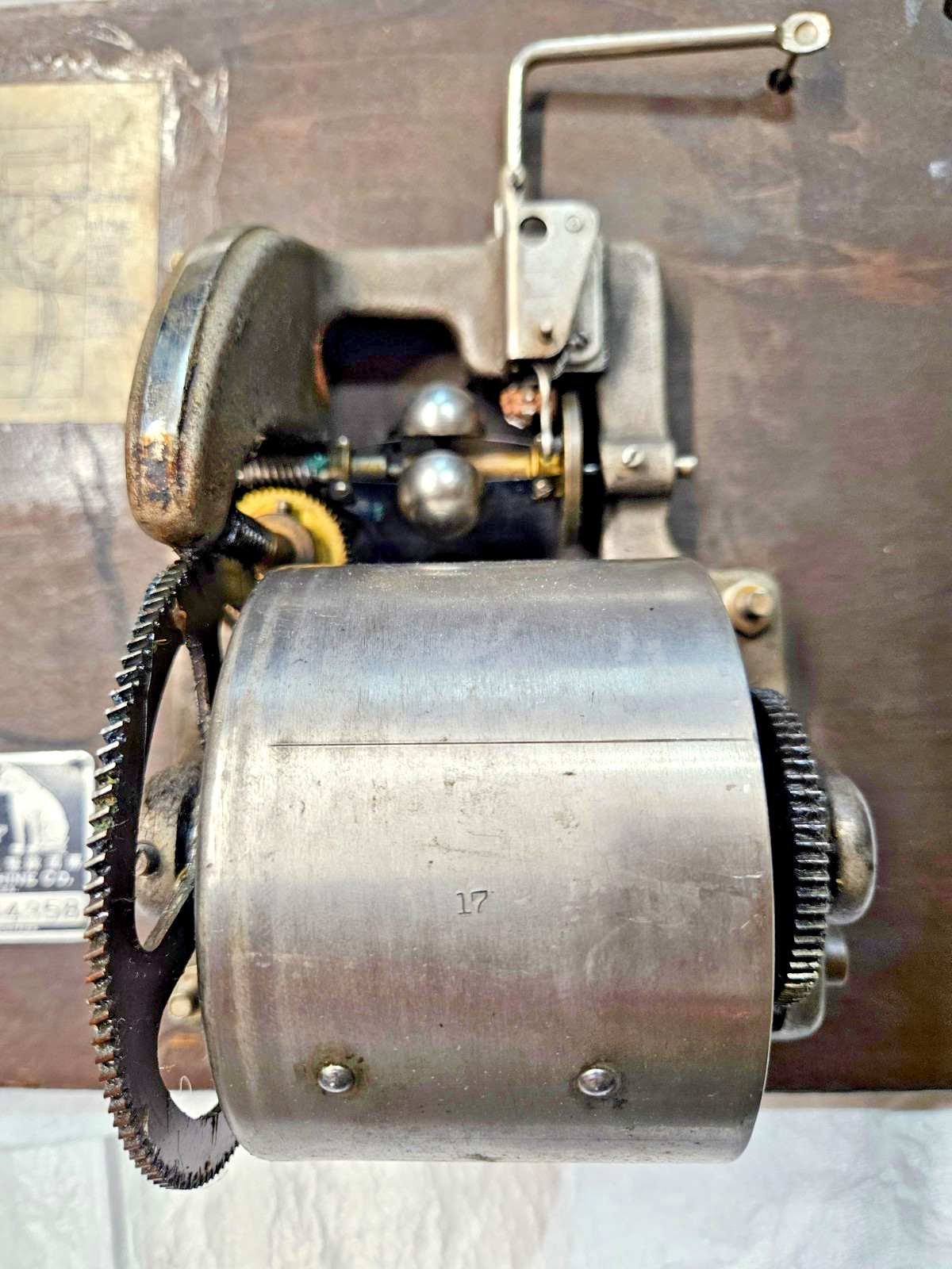 EDISON phonograph motor, motor board, brake for VV-215.