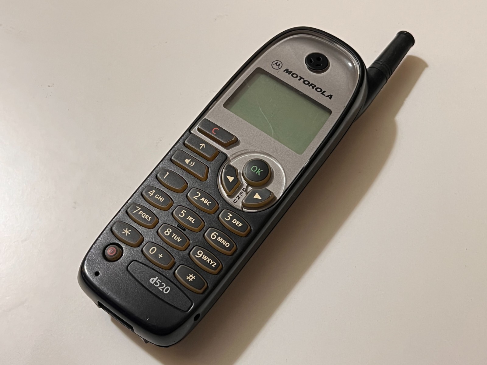 Motorola D520 Black – Vintage Cell Phone