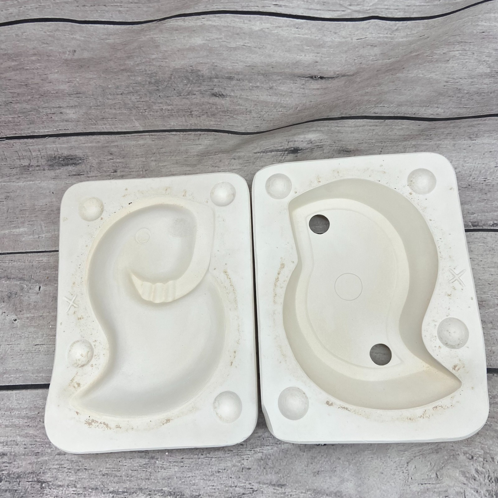 Bee Ceramic Casting Mold Fish Ashtray Figurines #8