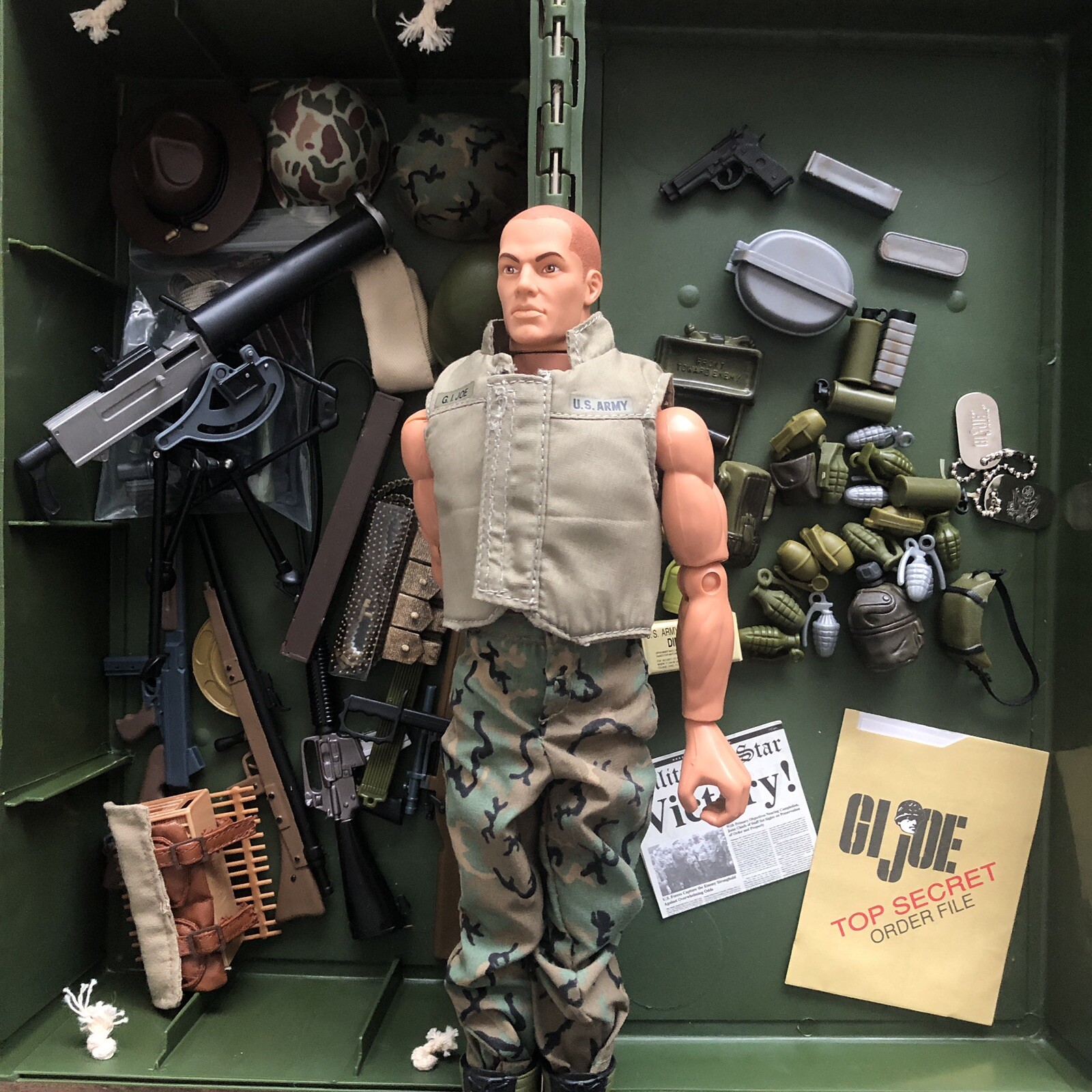 GI Joe Vintage Action Figure Foot Locker Guns Accessories Lot Pawtucket Kenner