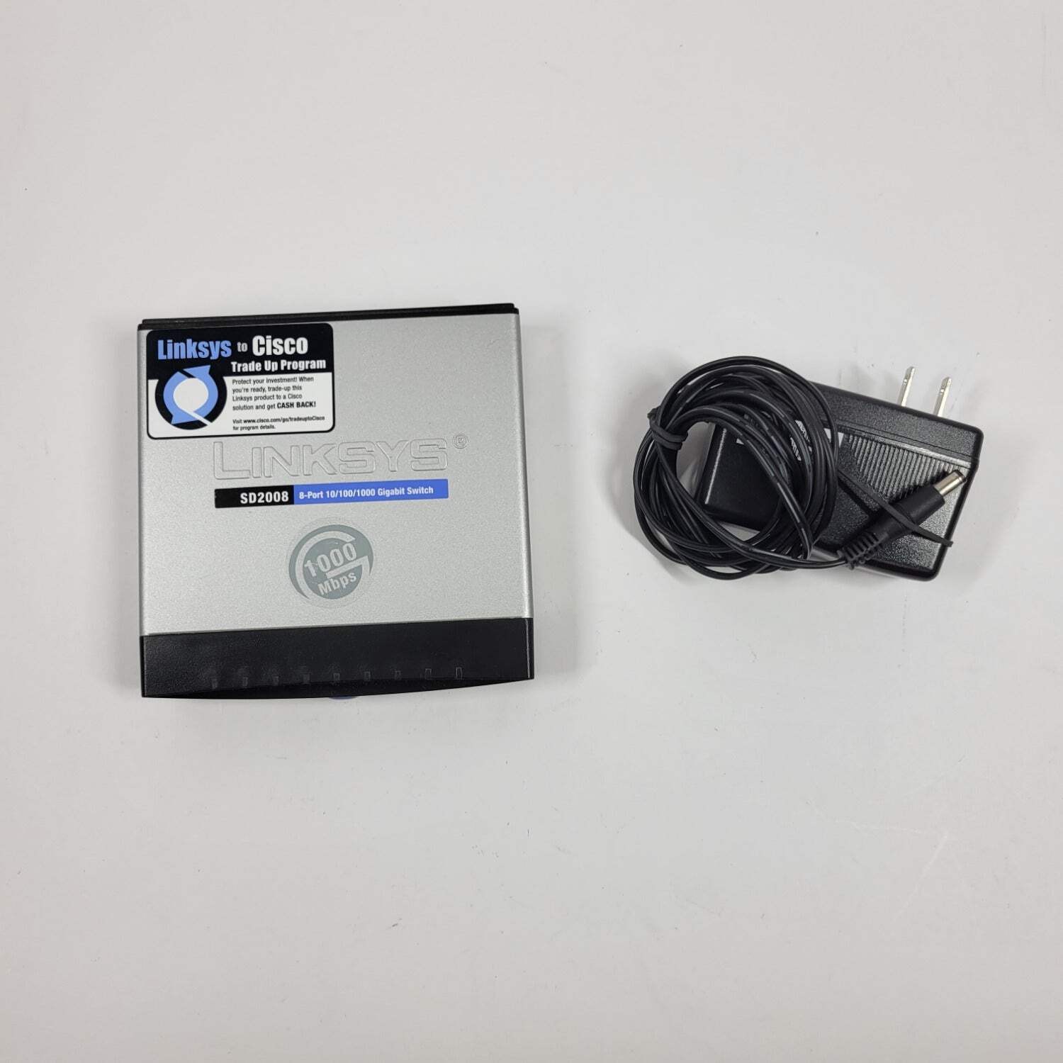 Linksys 8-Port 100 Gigabit Ethernet Switch SD2008