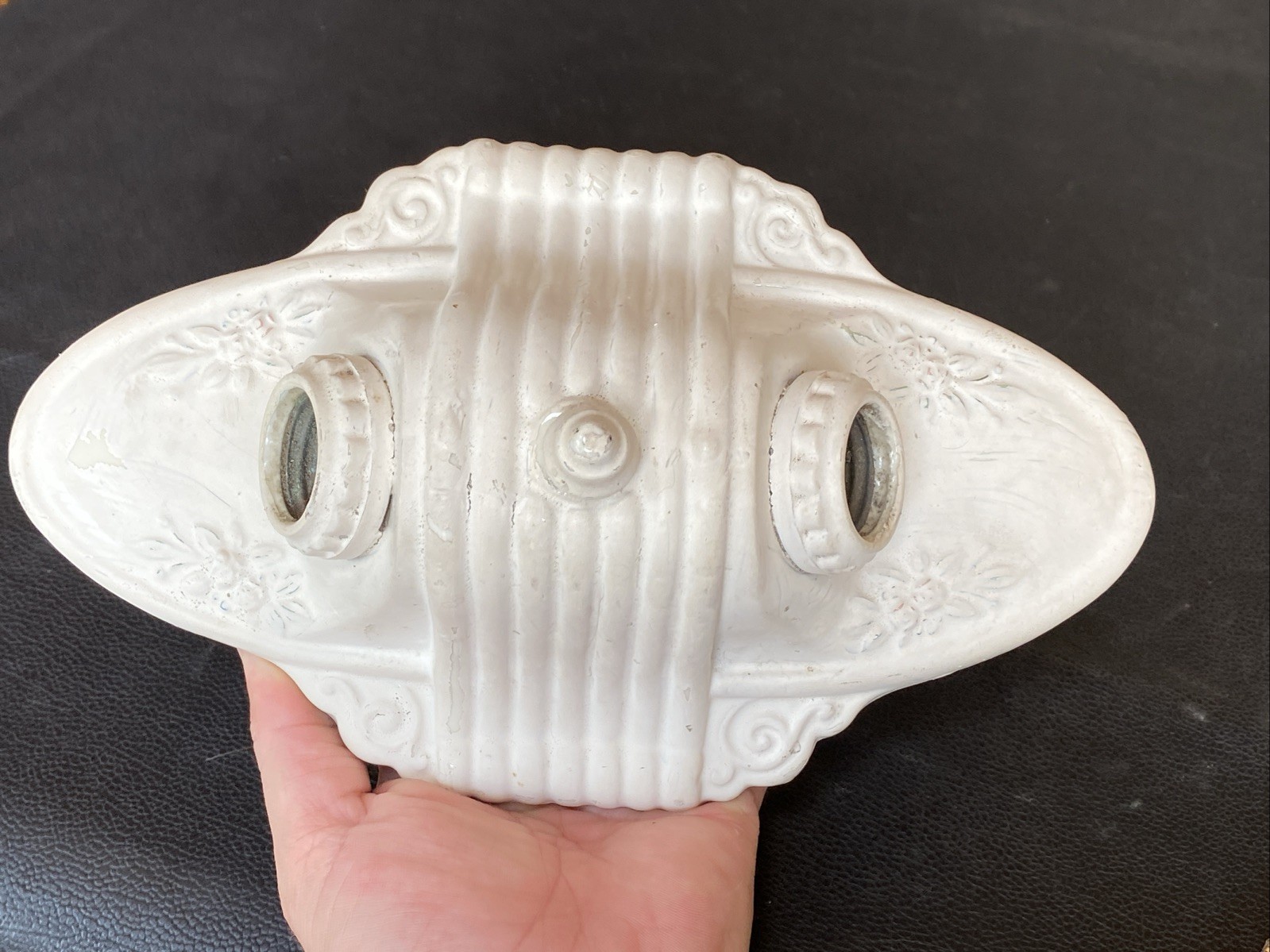 VTG PORCELAIN WHITE FLORAL DOUBLE BULB FLUSH MOUNT CEILING LIGHT FIXTURE ANTIQUE