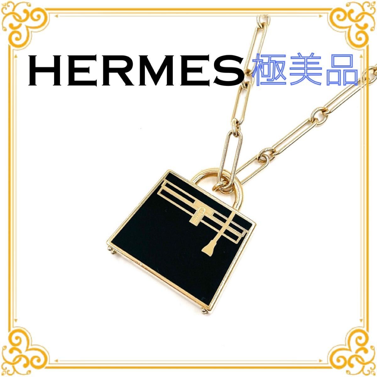 HERMES Kelly Permabrass Plated Curiosite Women's Necklace in Gold and Black