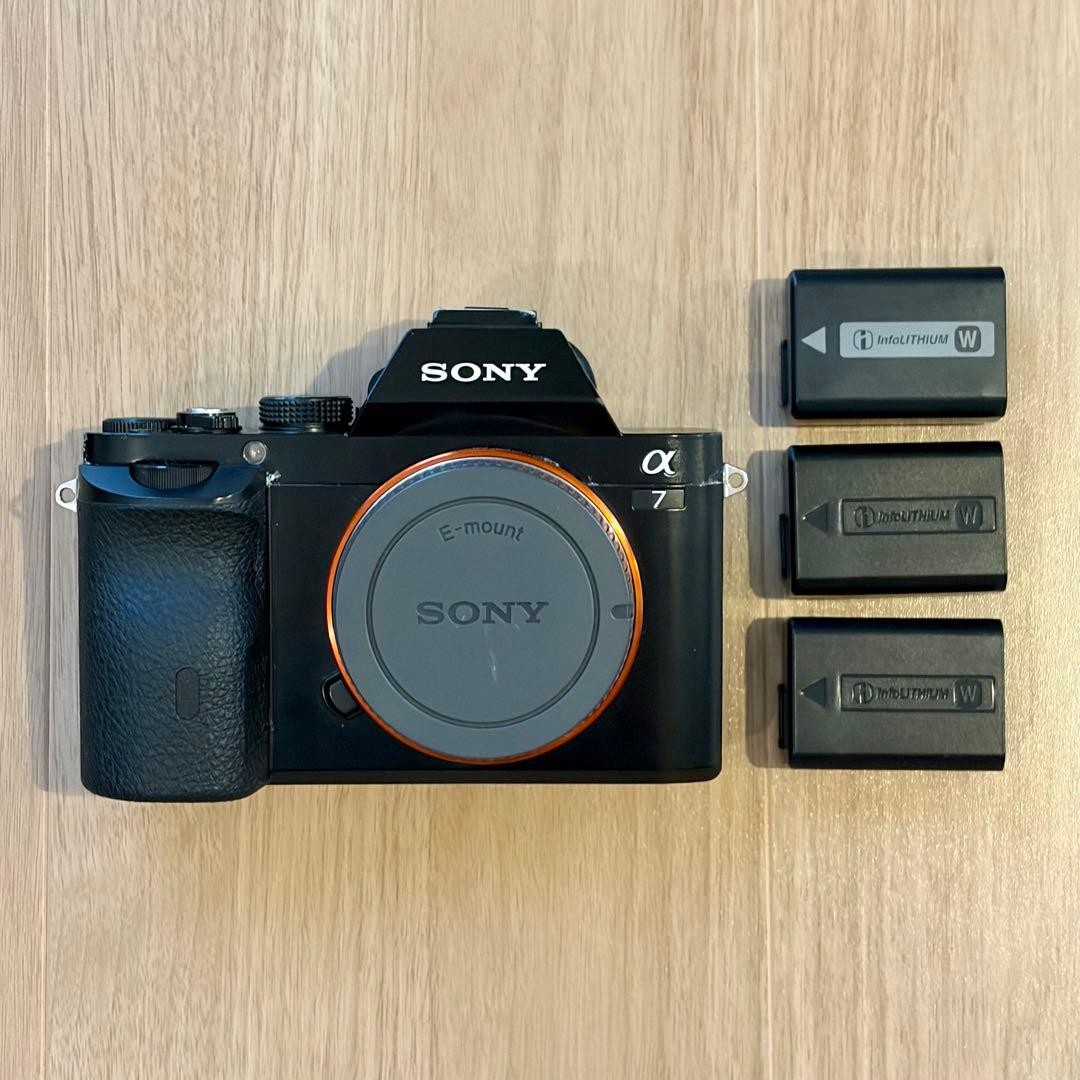 Sony α7 ILCE-7 Mirrorless Camera Body with Accessories Good Condition