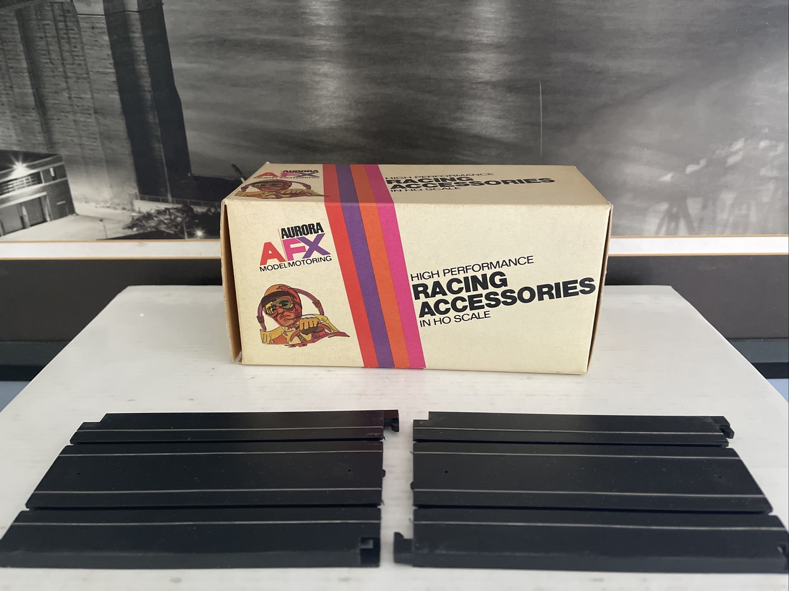 AURORA AFX  (1 pair) 2 5 inch straight Track #2515 NOS 1972 Unused With Box