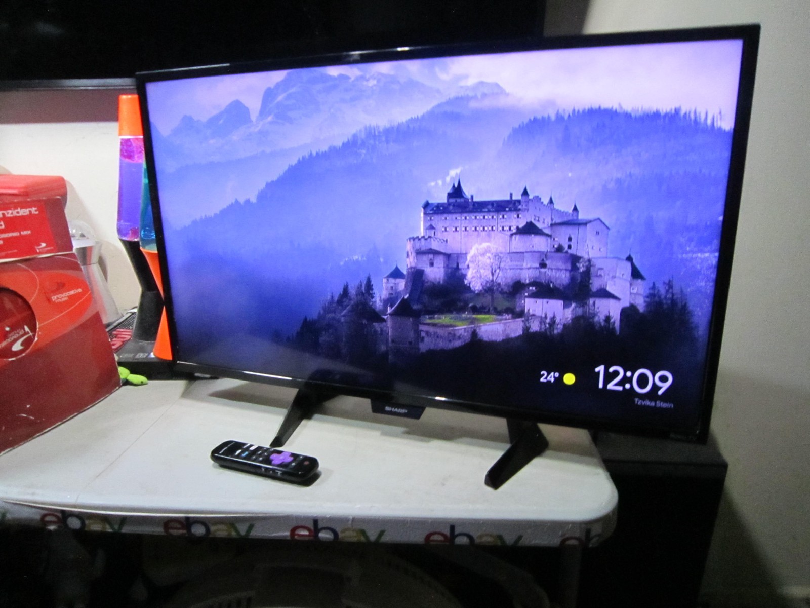 Working Sharp LC-32LB481U 32” Class 31.5" FHD Roku Smart TV w Rmt 3 HDMI In