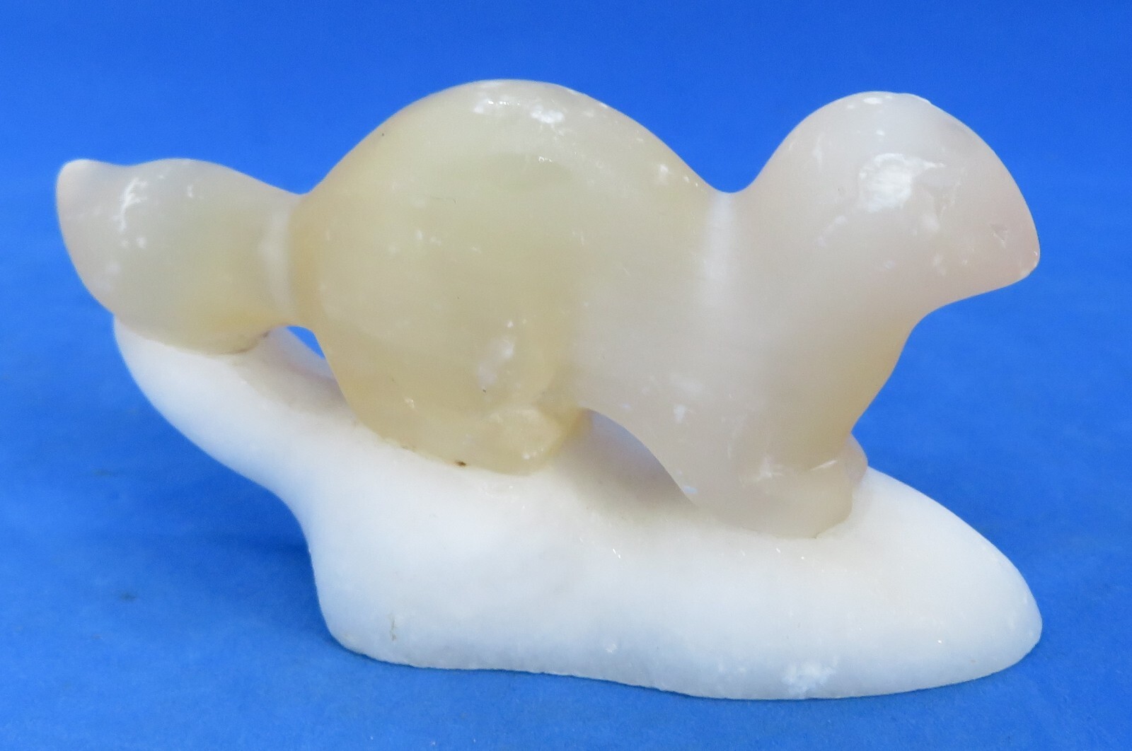 Orange agate vintage Art Deco antique otter animal ornament figurine