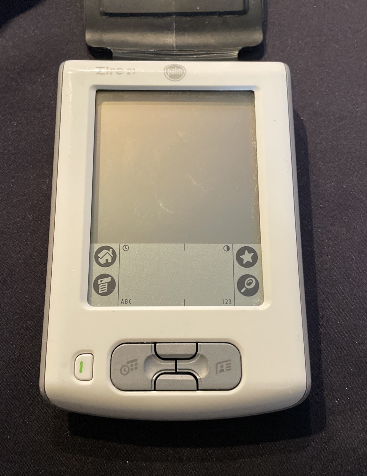 Palm Zire 21 White & Gray 8MB 160x160 Pixel Touchscreen Handheld *Parts/Repair*