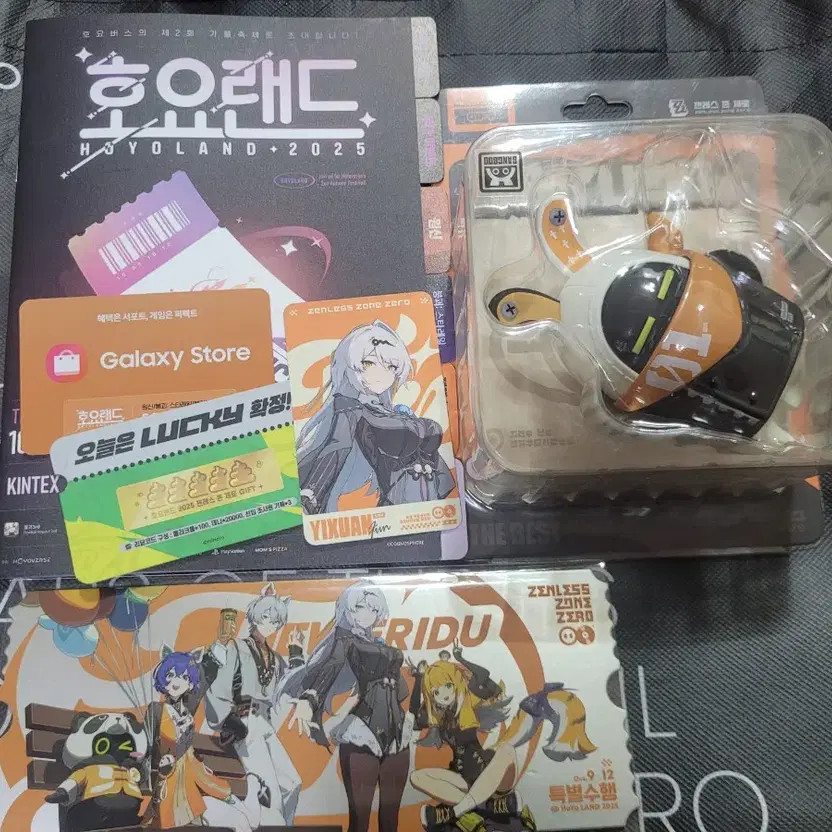 HoyoLand Zenless Zone Zero Welcome Kit & Noodle Stopper - Lightly Used