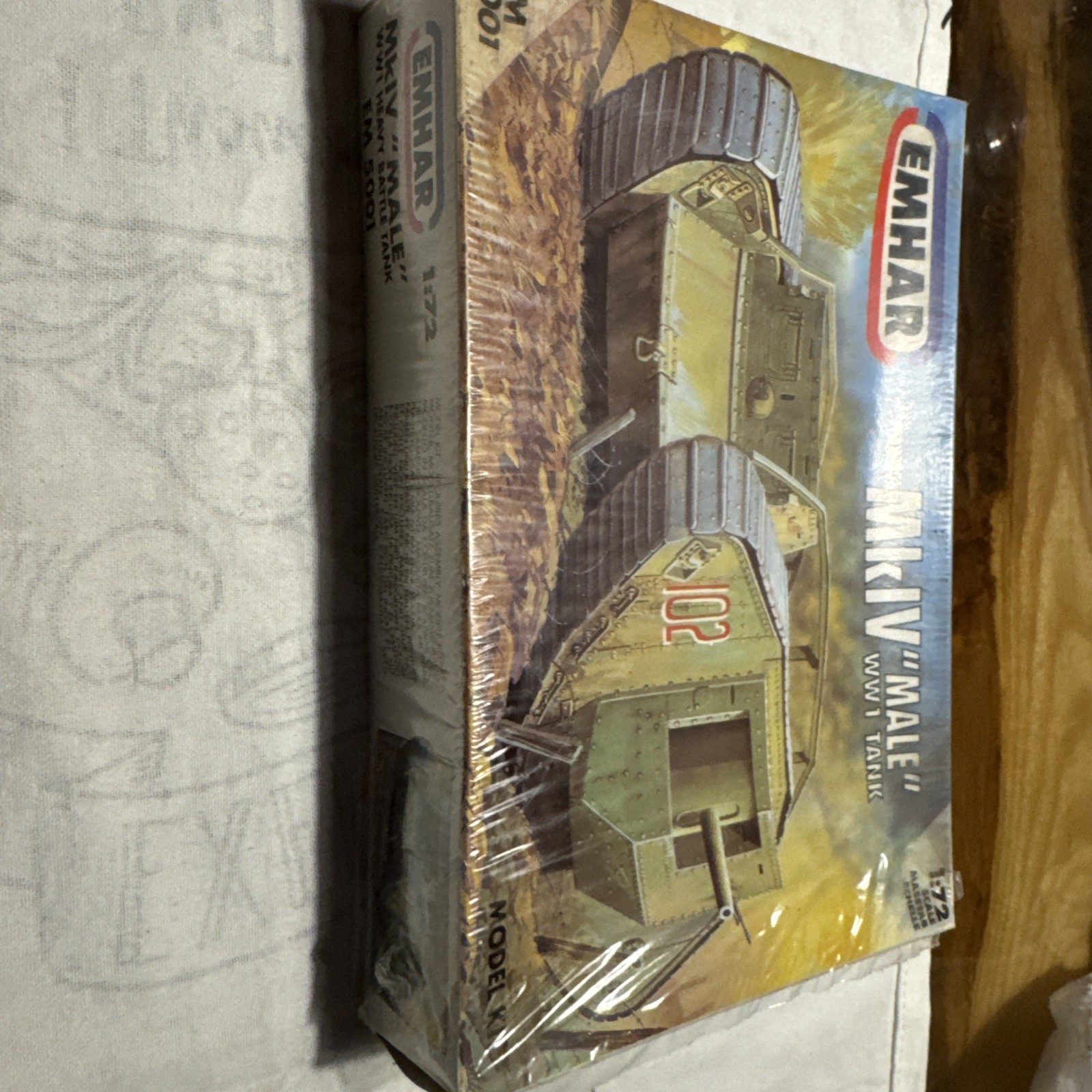 WW1 British MkIV "MALE" Tank 1/72 Emhar Model Kit 5001 Plastic Open Box