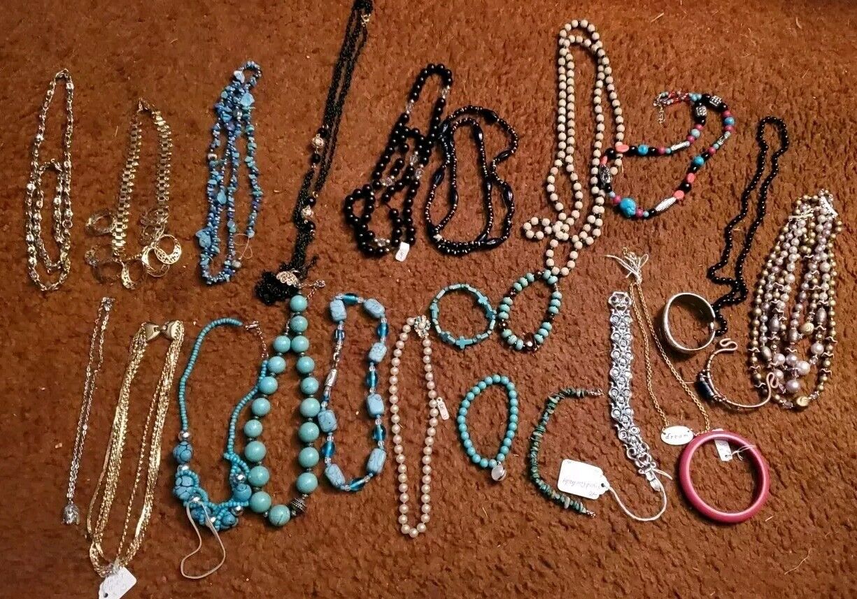 Lot Of 25 Misc Costume  Neclaces Braclets