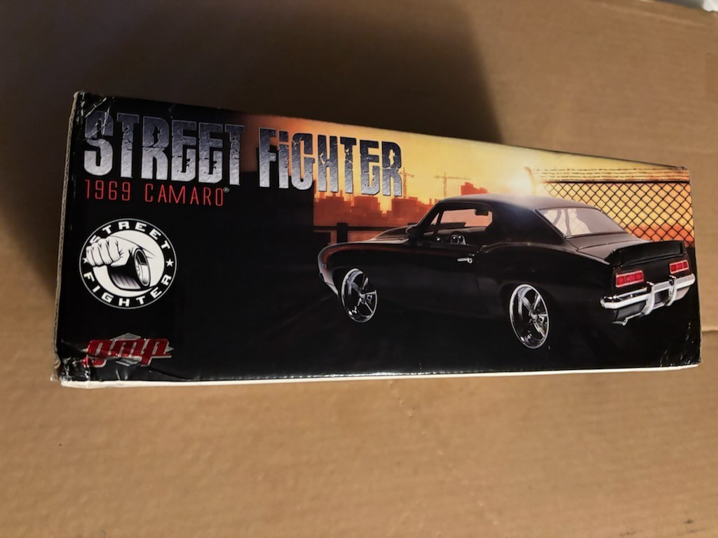 1/18 gmp 1969 chevrolet street fighter camaro 1 of 1608 Damaged Box