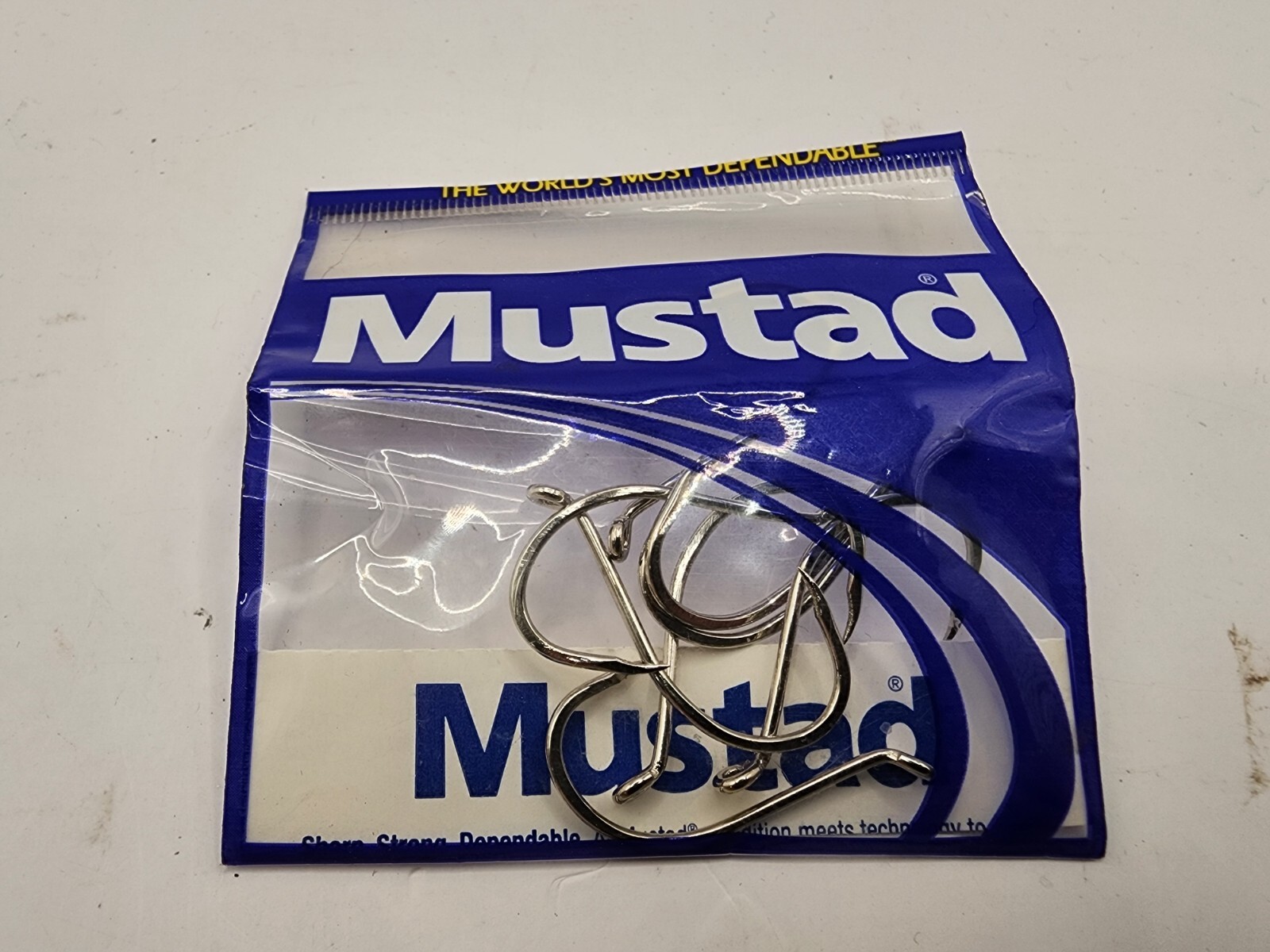 Mustad Octopus Beak Barbless Fishing Hooks 92553X 8-Piece Set Size 2/0 Norway