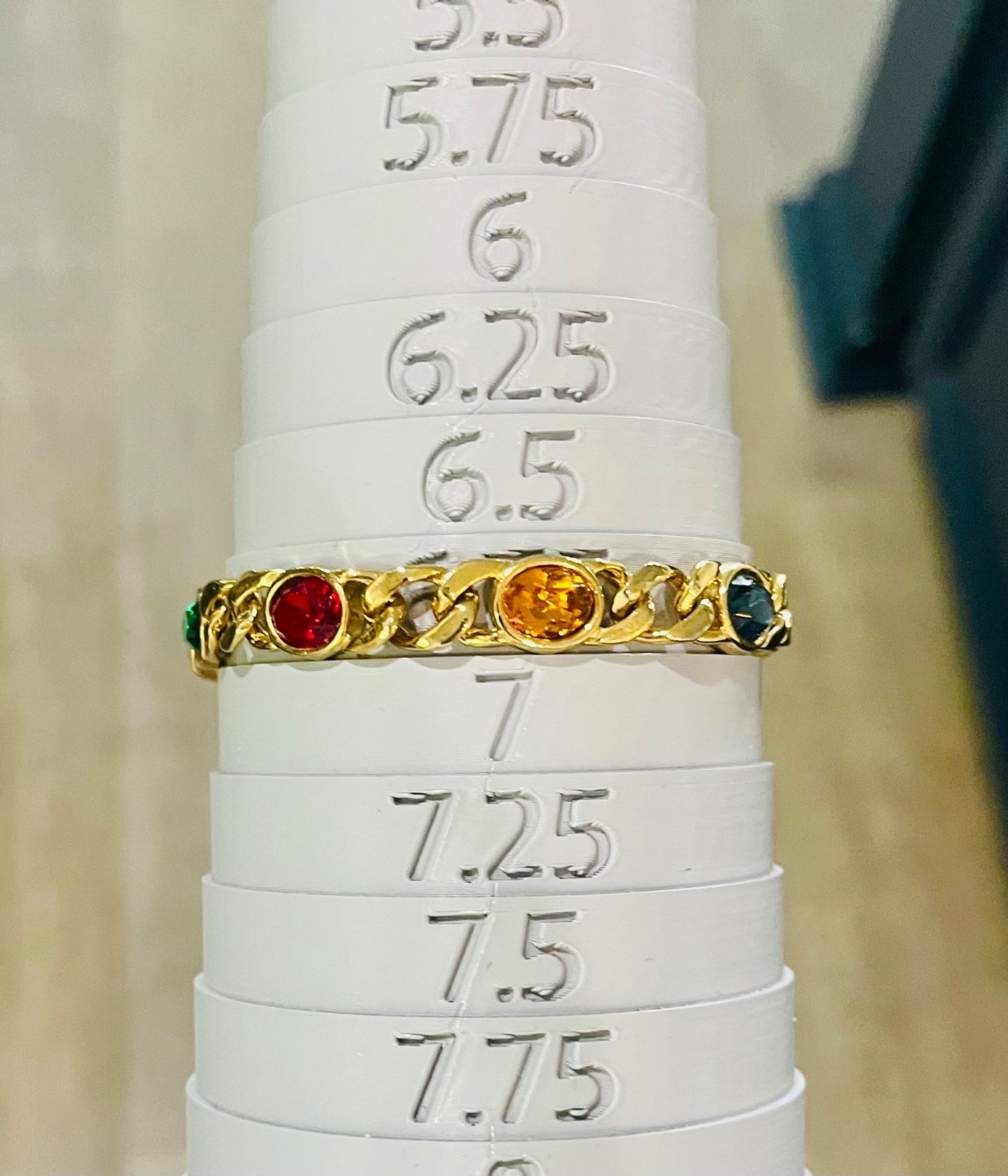 Vintage 1970s—1980s Gold Tone Link Bracelet Multicolor Rhinestones 6.75